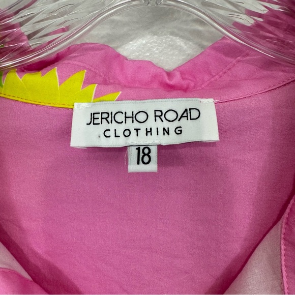 Jericho Road Clothing Sunny Days Oversized Shirt Button Up Pink Floral Size 18 - Picture 9 of 11